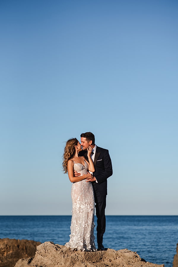 beautiful-summer-wedding-athens-romantic-florals_22