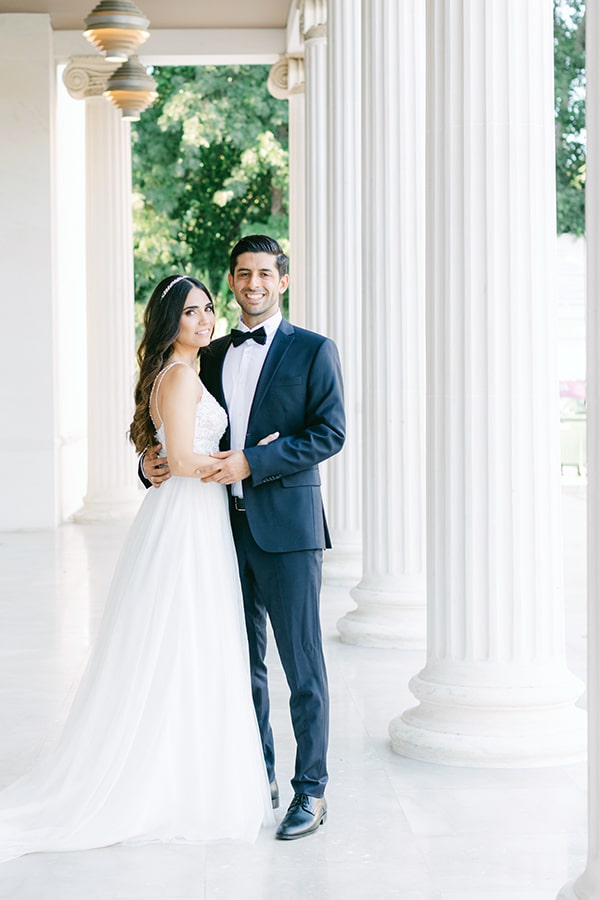 beautiful-summer-wedding-nicosia-olive-leaves-white-roses_02x