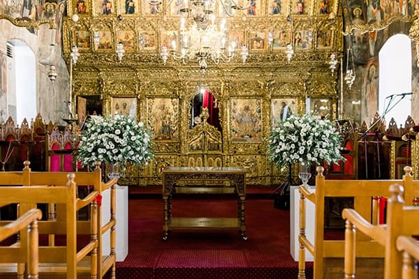 beautiful-summer-wedding-nicosia-olive-leaves-white-roses_07x