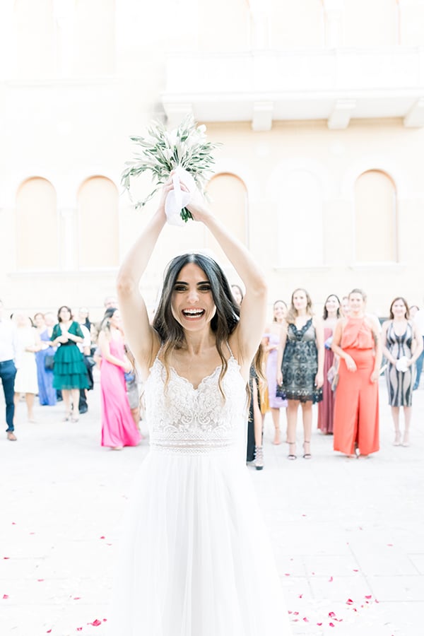 beautiful-summer-wedding-nicosia-olive-leaves-white-roses_15