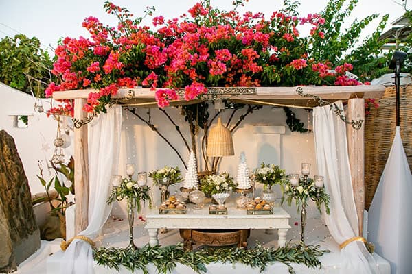 beautiful-summer-wedding-rhodes-olive-leaves-white-flowers_12