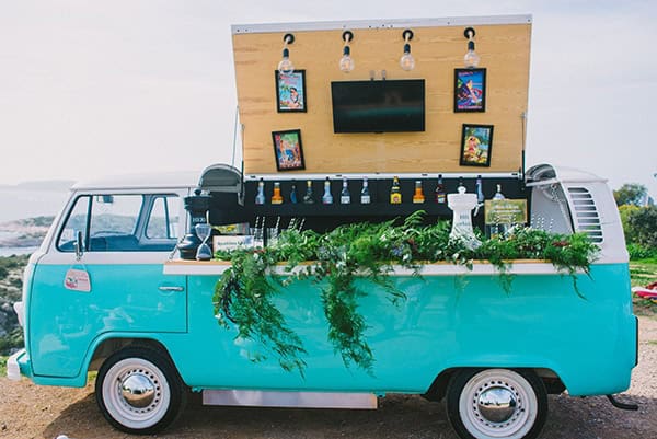 boho-elopement-black-white-setting-macrame-creations_22