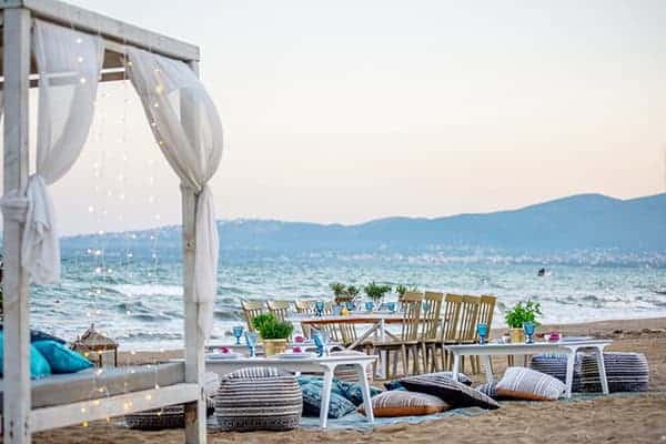 Γαλαζια Ακτη