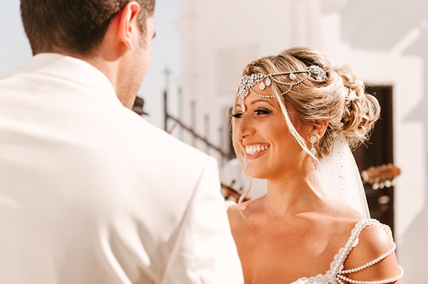 glamorous-summer-wedding-santorini-pastel-hues_10