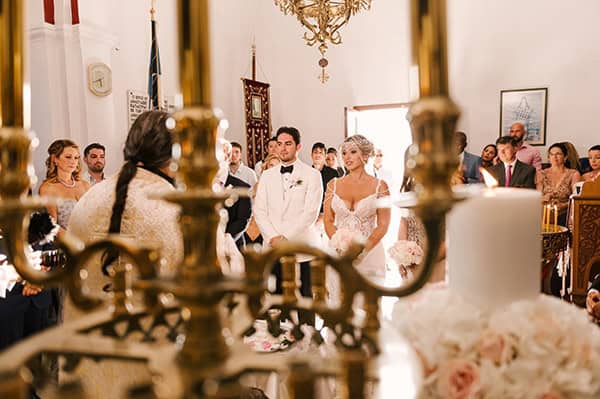 glamorous-summer-wedding-santorini-pastel-hues_11