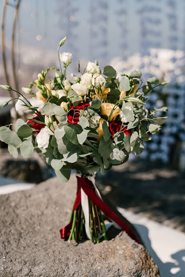 montern-elegant-wedding-santorini-inspiring-wedding-decoration-ideas_06