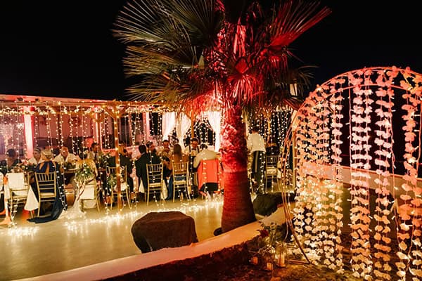 montern-elegant-wedding-santorini-inspiring-wedding-decoration-ideas_39