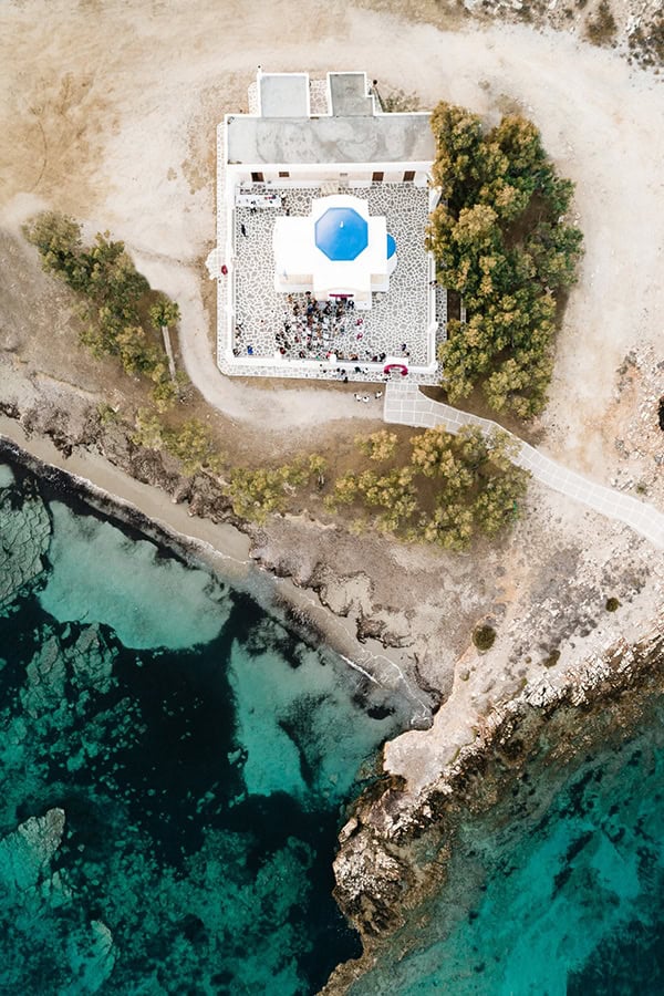 romantic-summer-wedding-paros-bugambilia-blue-details_02x