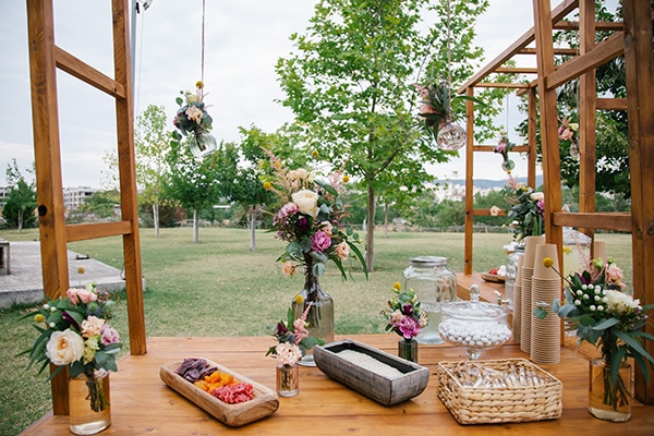 rustic-summer-wedding-thessaloniki-beautiful-floral-design_10