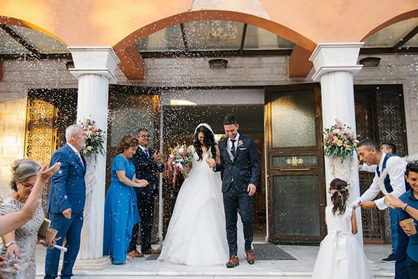 rustic-summer-wedding-thessaloniki-beautiful-floral-design_21
