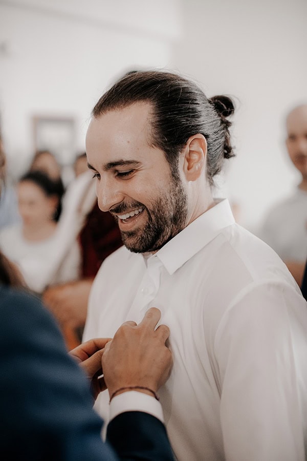 stunning-summer-wedding-baby-breath-rustic-details_11x