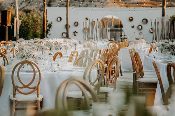 stunning-summer-wedding-baby-breath-rustic-details_22