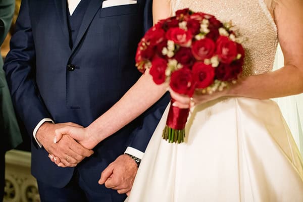 stunning-winter-wedding-festive-mood_14