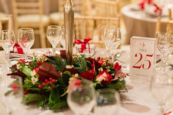 stunning-winter-wedding-festive-mood_20