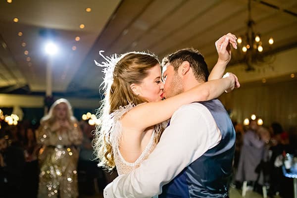 stunning-winter-wedding-festive-mood_28