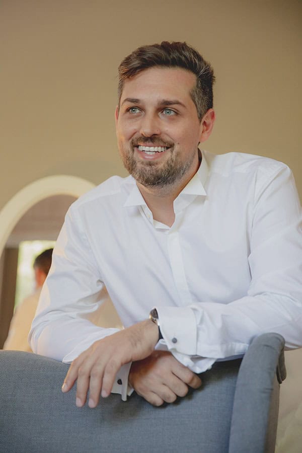 summer-wedding-athens-pastel-hues_12x