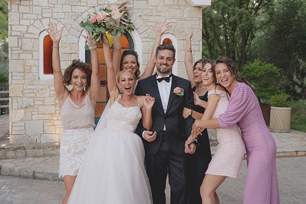 summer-wedding-athens-pastel-hues_25x