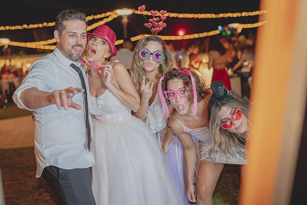 summer-wedding-athens-pastel-hues_27w