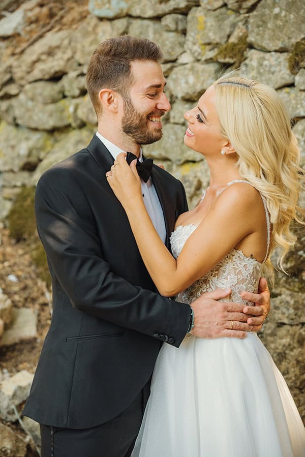 summer-wedding-rhodes-coral-fuchsia-details_02x