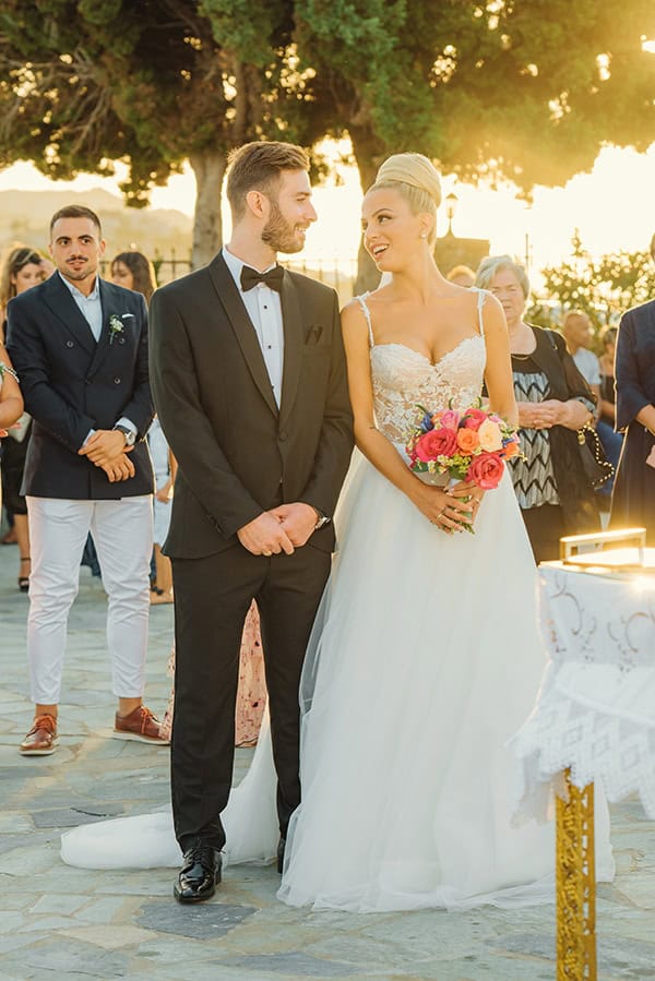 summer-wedding-rhodes-coral-fuchsia-details_27x