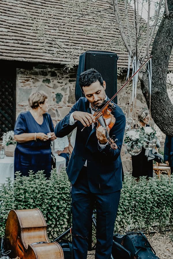 traditional-fall-wedding-village-nicosia_18x