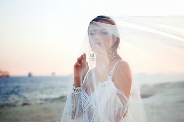 Πανέμορφο βίντεο μιας μαγευτικής φωτογράφισης στην παραλία