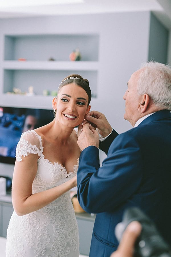 romantic-fall-wedding-athens-white-coral-hues_08