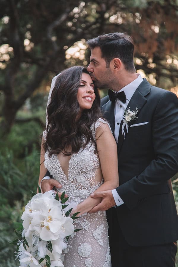 romantic-suymmer-wedding-athens-beautiful-floral-design_01x