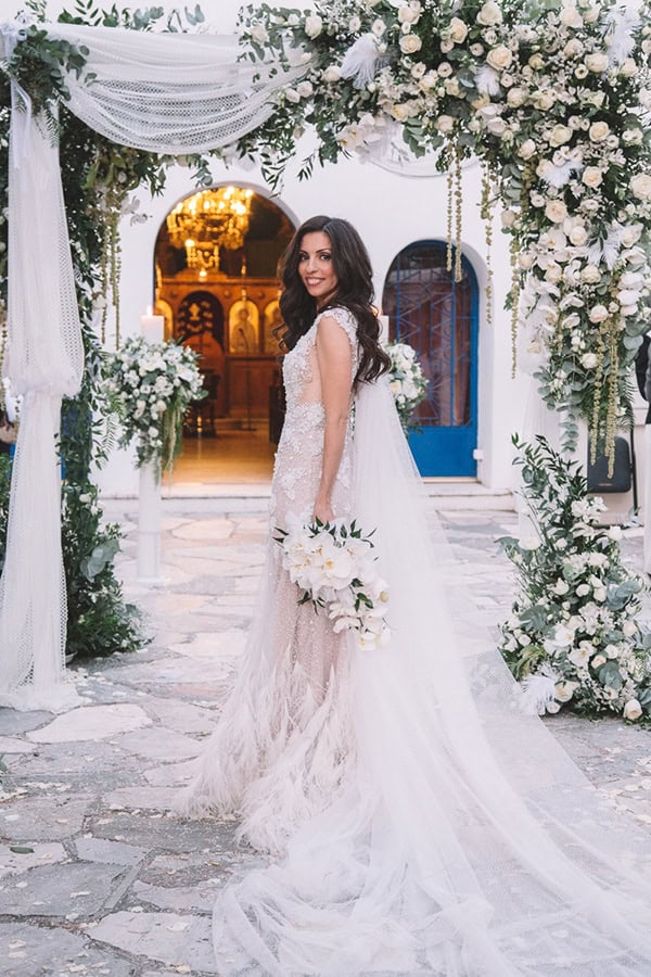 romantic-suymmer-wedding-athens-beautiful-floral-design_04x