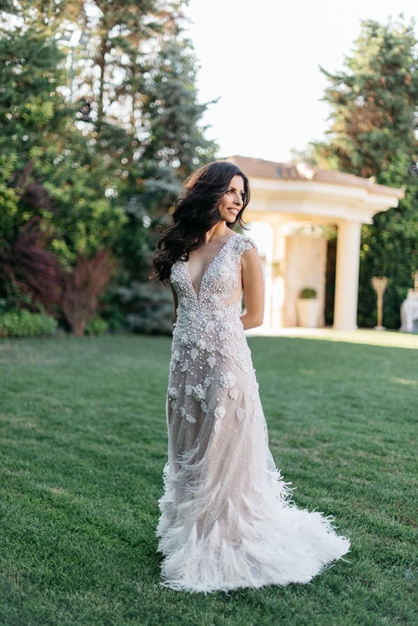 romantic-suymmer-wedding-athens-beautiful-floral-design_09x