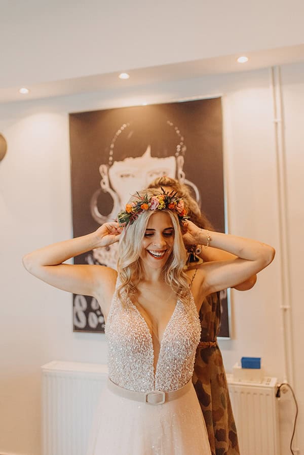 stunning-summer-wedding-athens-vivid-coral-hues_07