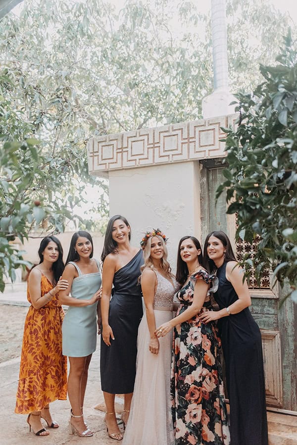 stunning-summer-wedding-athens-vivid-coral-hues_09