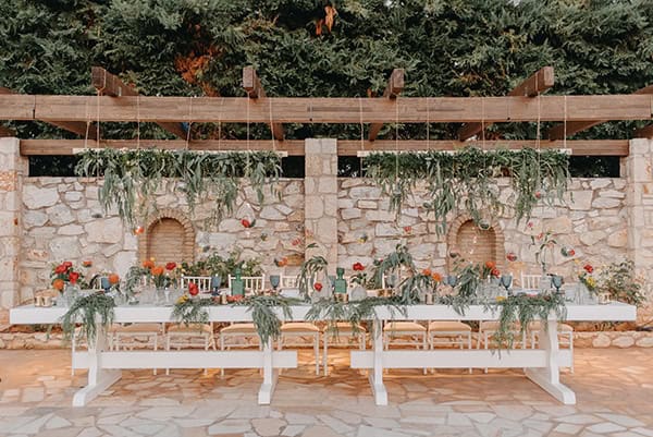 stunning-summer-wedding-athens-vivid-coral-hues_36