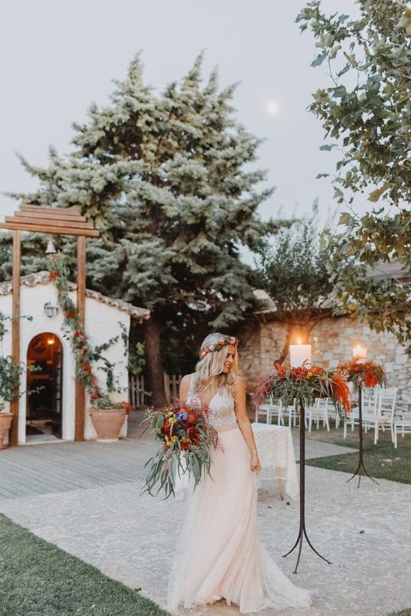 stunning-summer-wedding-athens-vivid-coral-hues_40x