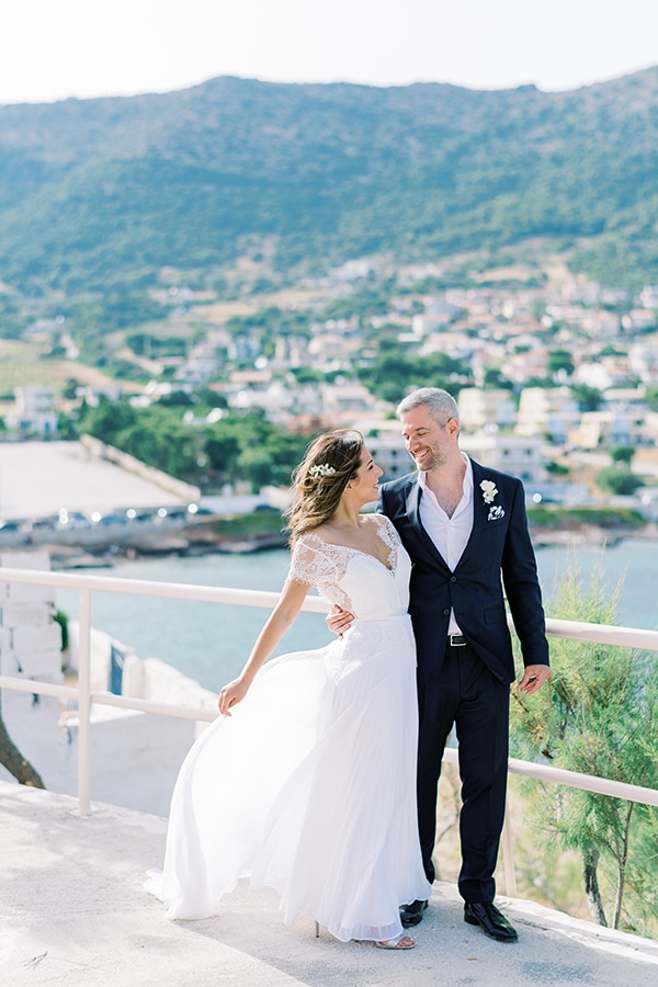 summer-micro-wedding-athens-white-hues_02x