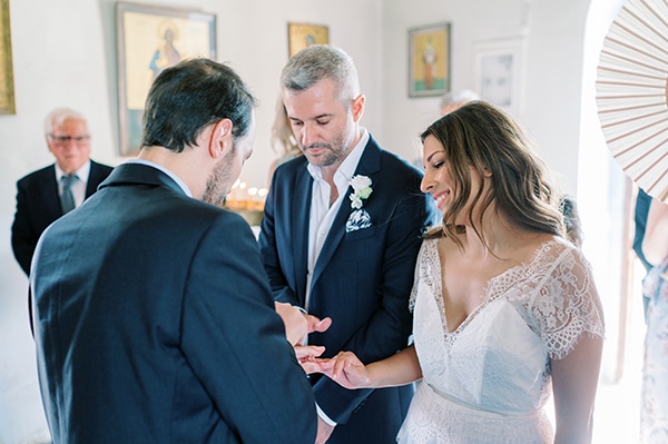summer-micro-wedding-athens-white-hues_11