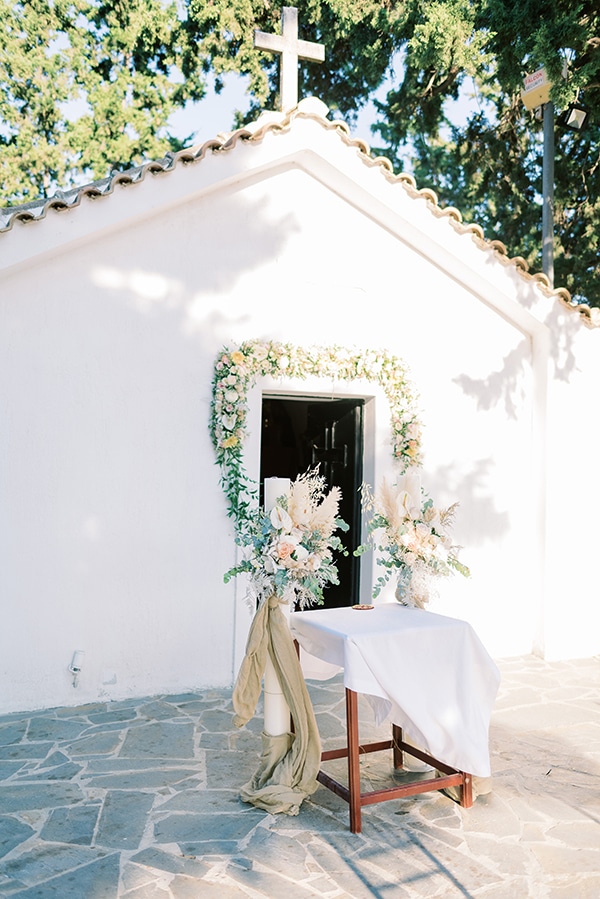 summer-wedding-athens-beautiful-florals_09