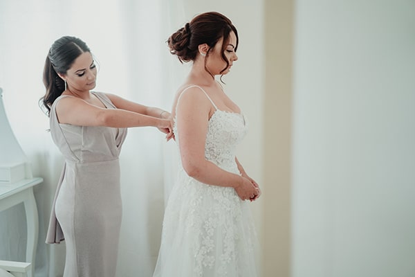 summer-wedding-village-cyprus-romantic-details_05