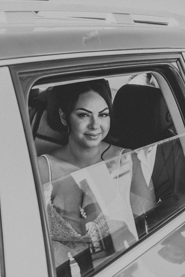 summer-wedding-village-cyprus-romantic-details_16