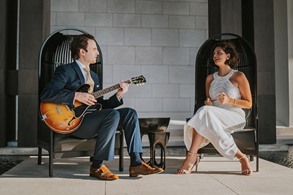 Μια υπέροχη ιδέα για entertainment με vintage στυλ για το γαμήλιο πάρτι σας