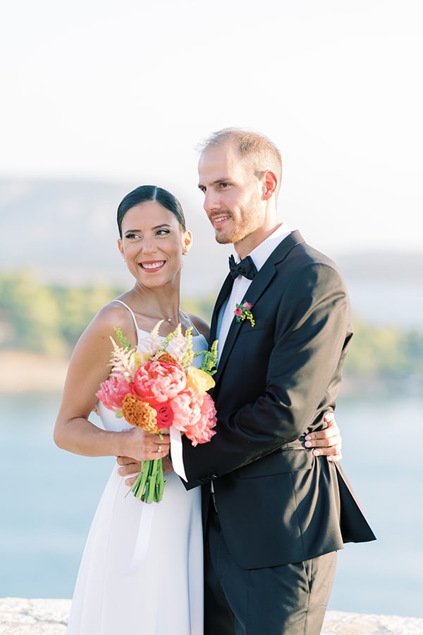 beautiful-fall-wedding-baptism-vivid-colors_01