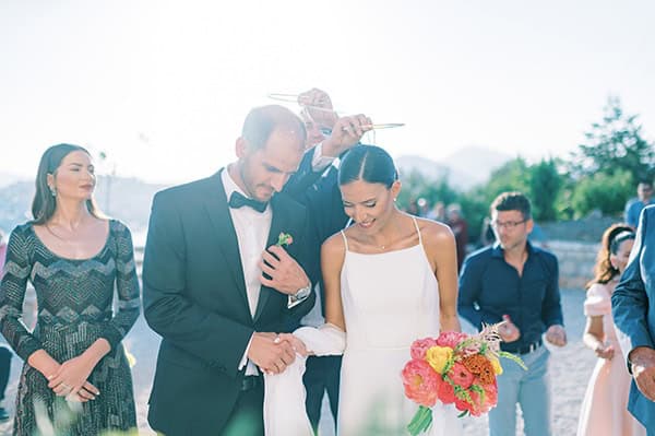 beautiful-fall-wedding-baptism-vivid-colors_28