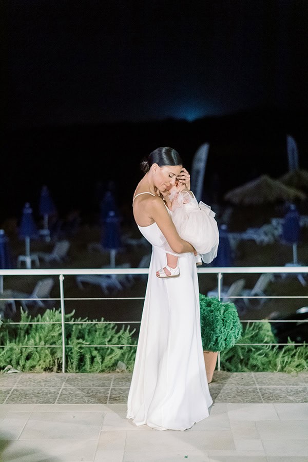 beautiful-fall-wedding-baptism-vivid-colors_49x