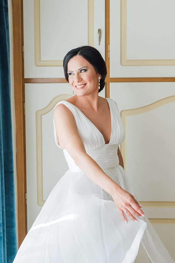 beautiful-summer-wedding-patra-romantic-atmosphere_07