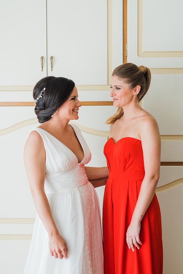 beautiful-summer-wedding-patra-romantic-atmosphere_07x