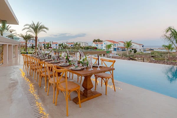 bohemian-styled-shoot-romantic-details-earthy-colors_06