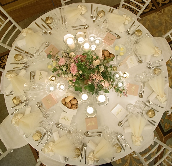 fall-wedding-paphos-white-pastel-pink-details_20