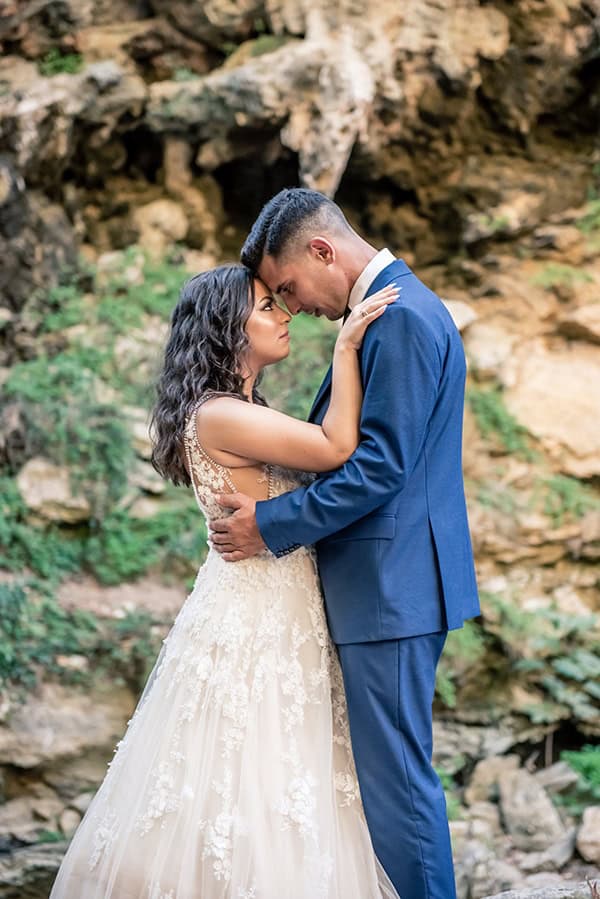 romantic-fall-wedding-chania-crete_01x