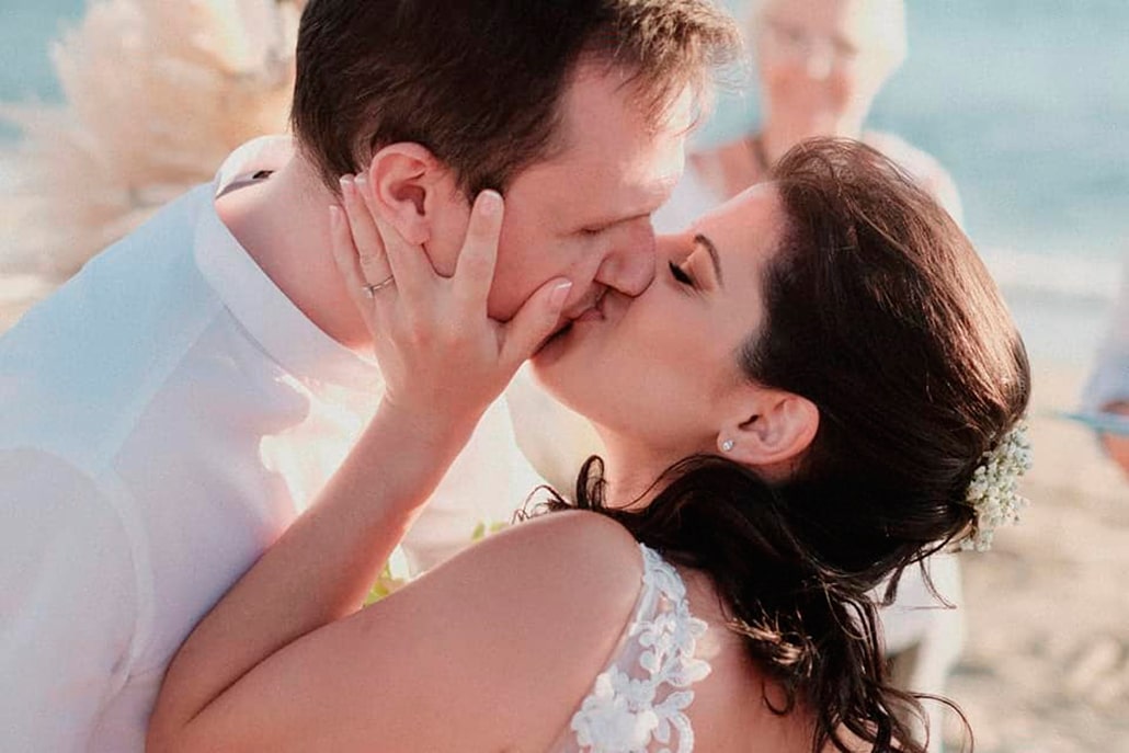 Ρομαντικός καλοκαιρινός γάμος στη Νάξο με bohο λεπτομέρειες │Αναστασία & Νότης