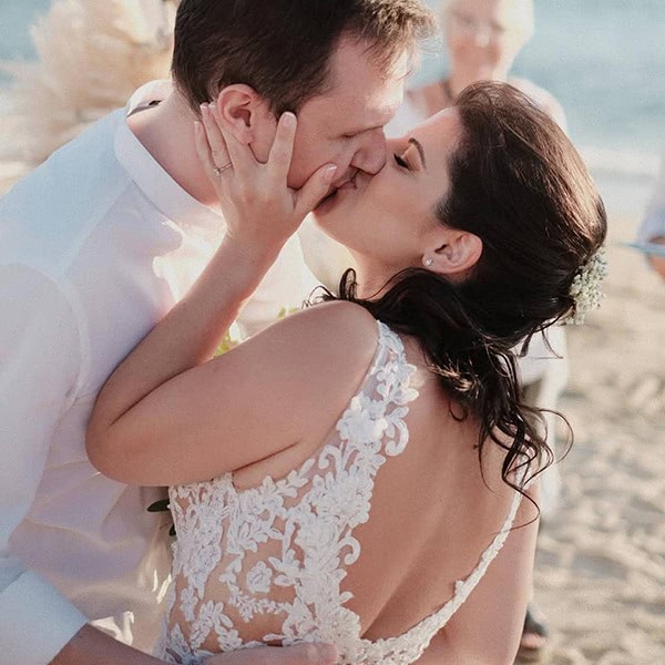 romantic-summer-wedding-naxos-bohemian-details_01